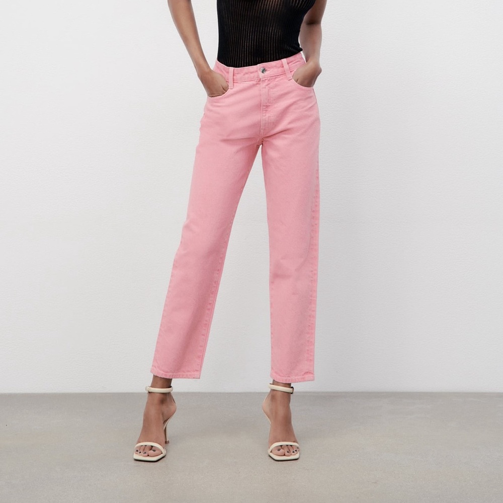 ZARA Mom Fit Jeans in pink